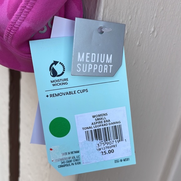 DSG NWT 2 Piece Performance Outfit - Picture 7 of 8